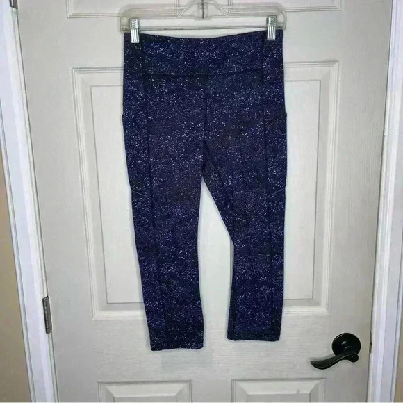Lululemon Speed Up Crop 21"
Crystalline Multi Sz 6 - Picture 8 of 9